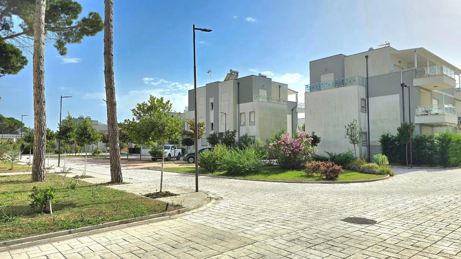 Sunny Beach Apartments 202 Plazhi San Pietro 0*,  Αλβανία